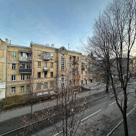Mayakovskogo Street คาร์คิฟ ภายนอก รูปภาพ